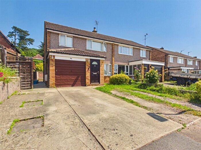 3 Bedroom Semi Detached House For Sale In Larchwood Drive, Tuffley, Gloucester, GL4