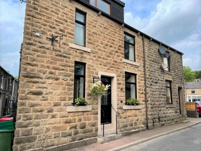 Property To Rent In Back Lane, Rawtenstall, BB4