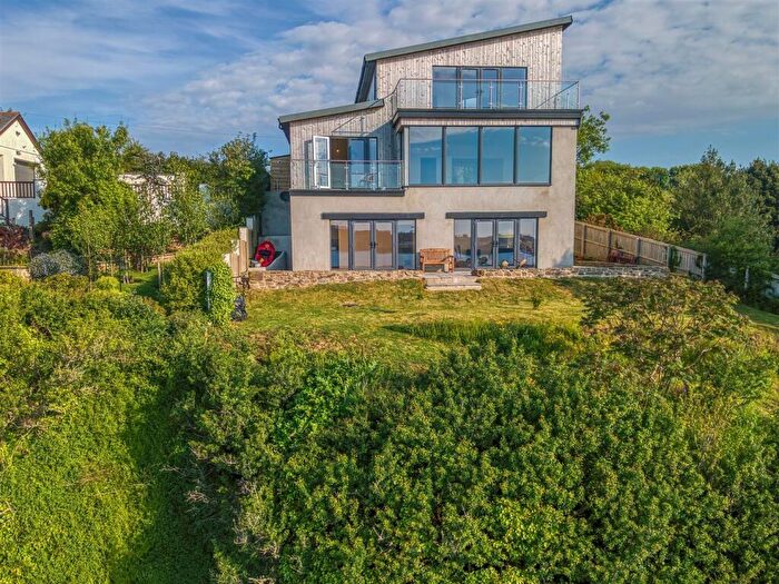5 Bedroom Detached House For Sale In Newton Road, Hazelbeach, Milford Haven, SA73