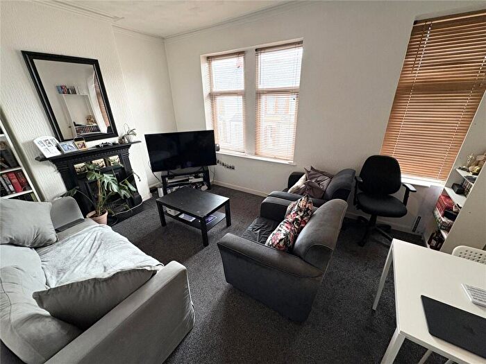 3 Bedroom Flat For Sale In Alfred Street, Cardiff, CF24