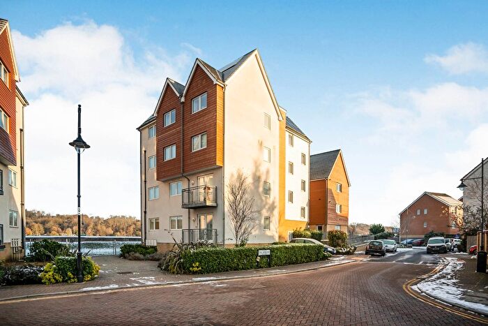 1 Bedroom Flat To Rent In The Shoreway, Chatham, ME4