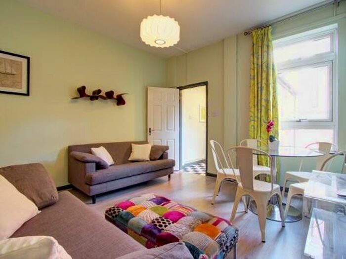 5 Bedroom Terraced House To Rent In Lenton Boulevard, Nottingham, NG7