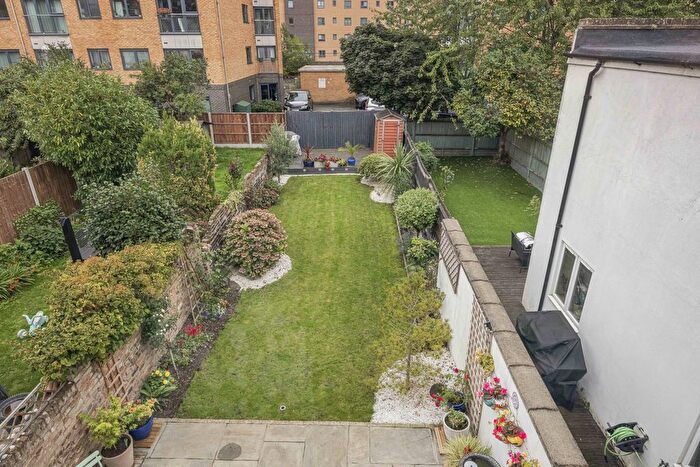 3 Bedroom Terraced House For Sale In Windmill Lane, London, E15