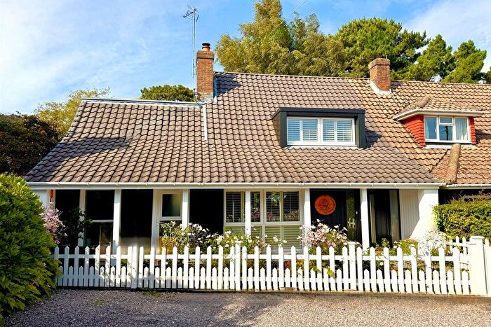 3 Bedroom Semi-detached House For Sale In Amberley Road, Pulborough, West Sussex, RH20