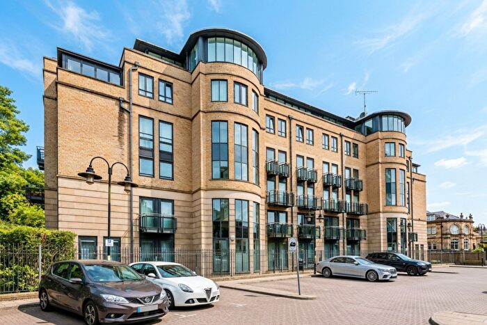 3 Bedroom Flat For Sale In Montpellier Road, Royal Baths Ii, HG1