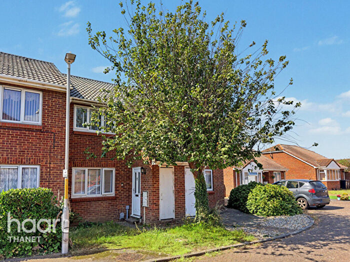 2 Bedroom Terraced House For Sale In Roseacre Court, Margate, CT9