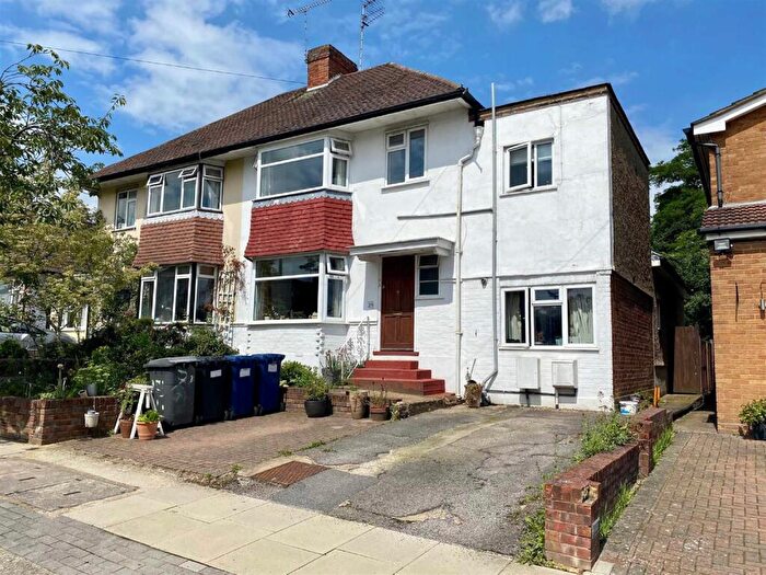 1 Bedroom Flat To Rent In Abercorn Road, Mill Hill, NW7