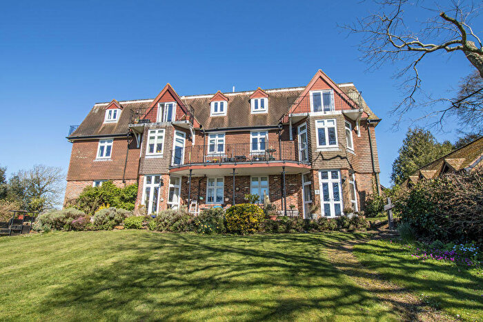 1 Bedroom Flat For Sale In Springhills, Henfield, BN5