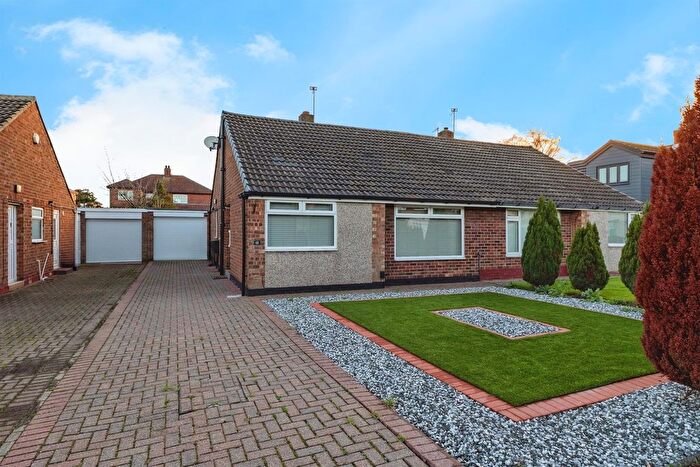 2 Bedroom Semi Detached Bungalow For Sale In Chestnut Drive, Marton-In-Cleveland, Middlesbrough, TS7