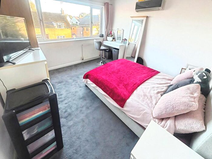 4 Bedroom Detached House For Sale In New Row, Deeping St James, PE6