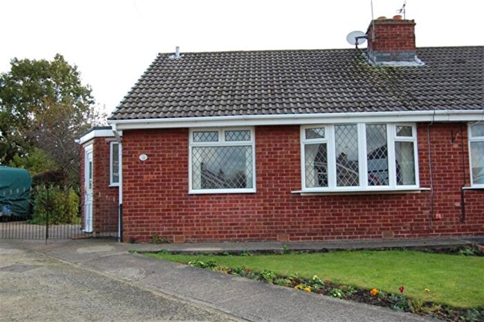 2 Bedroom Bungalow To Rent In Elm Rise, Chapeltown, Sheffield, S35