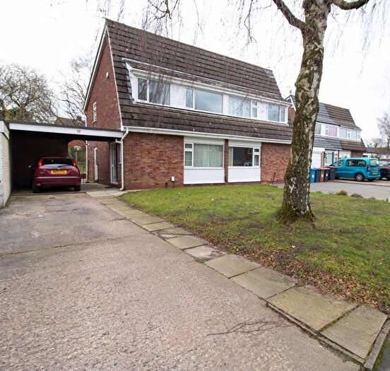 3 Bedroom Semi-Detached House To Rent In Calder Drive, Worsley, Greater Manchester, M28