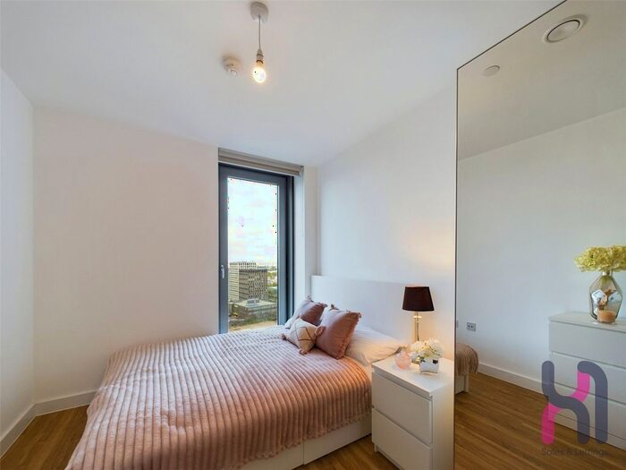2 Bedroom Flat To Rent In Media City, Michigan Point Tower D, Michigan Avenue, Salford, M50