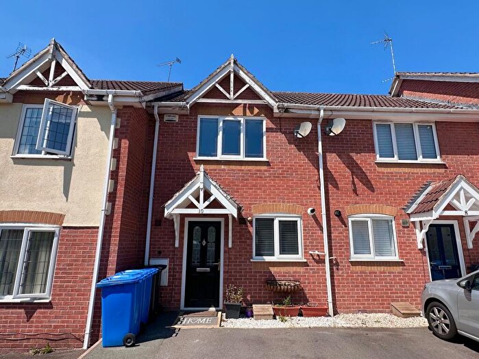 2 Bedroom House To Rent In Meadow Brook Close, Littleover, DE23