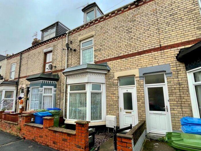4 Bedroom Terraced House To Rent In Elma Villas, Bridlington, Yorkshire, YO16