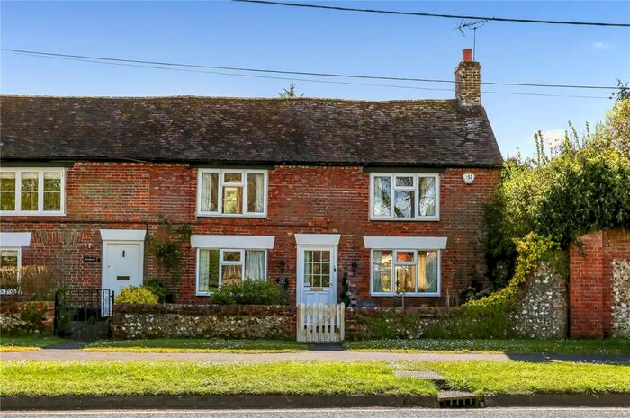 2 Bedroom Semi-Detached House For Sale In Bishops Sutton Road, Bishops Sutton, Alresford, Hampshire, SO24