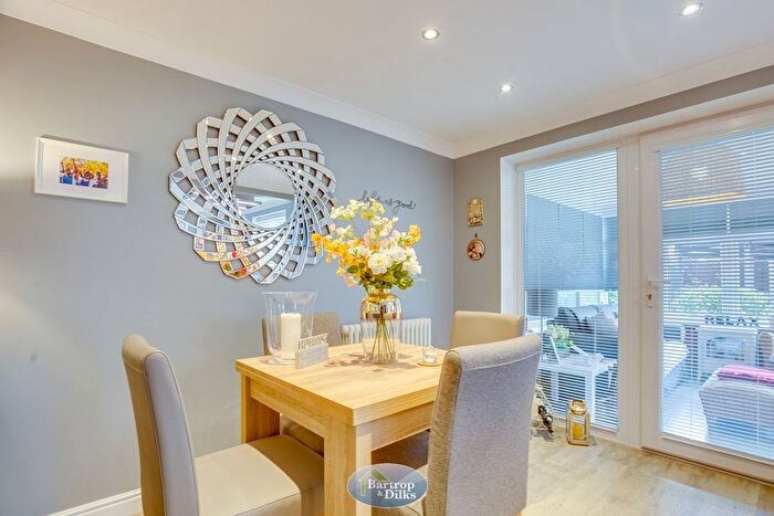 4 Bedroom Detached House For Sale In Cotterhill Close, Worksop, S81