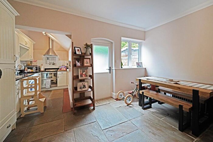 2 Bedroom Semi-Detached House For Sale In Stratford Road, Hockley Heath, B94