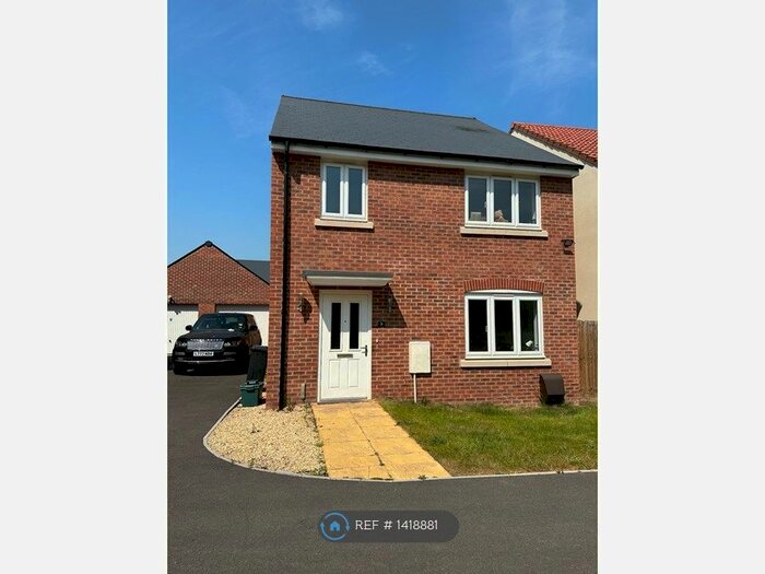 4 Bedroom Detached House To Rent In Ros Broomhead Close, Stoke Gifford, Bristol, BS16