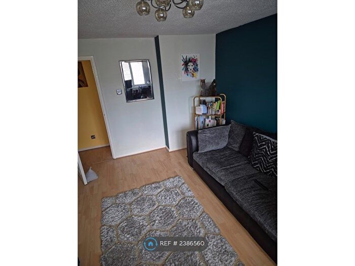 1 Bedroom Flat To Rent In Slough, Slough, SL1