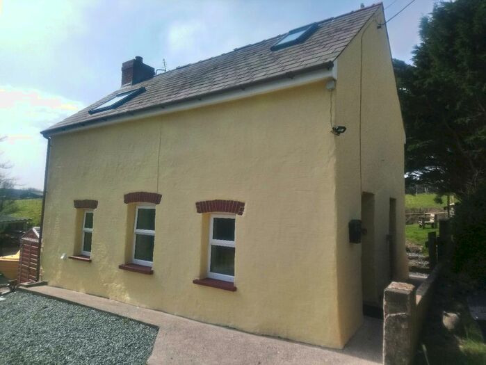 2 Bedroom Cottage To Rent In The Cottage, Golden Grove, Hubberston. SA73