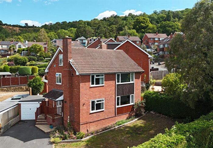 4 Bedroom Detached House For Sale In Woods Orchard Road, Tuffley, Gloucester, GL4