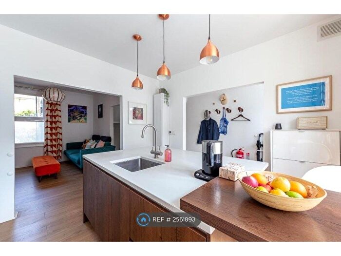 3 Bedroom Terraced House To Rent In Brocklehurst Street, London, SE14