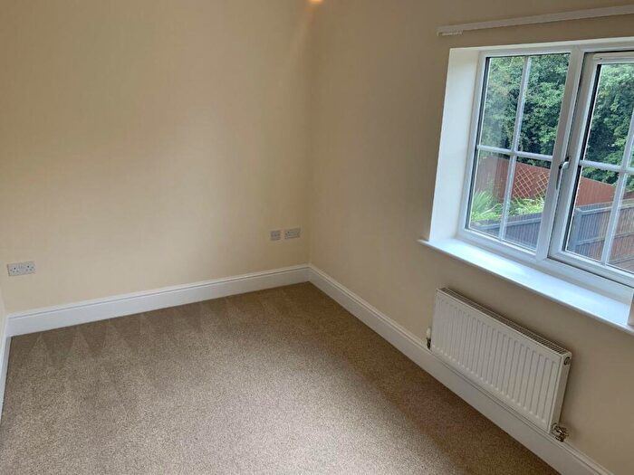 2 Bedroom Semi-Detached House To Rent In Ridleys Close, Countesthorpe, Leicester, LE8