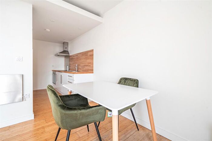 1 Bedroom Flat To Rent In Cross York Street, Leeds, LS2