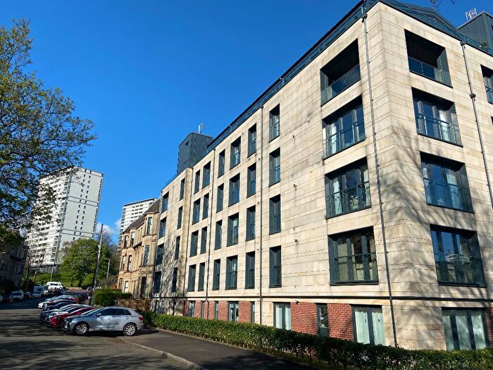 3 Bedroom Flat To Rent In Broomhill Avenue, Broomhill, Glasgow, G11