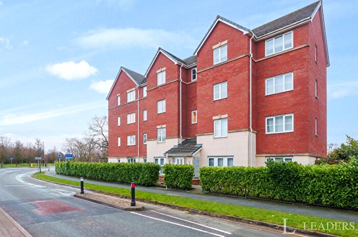 3 Bedroom Flat For Sale In Manhattan Gardens, Boston Boulevard, Great Sankey, WA5