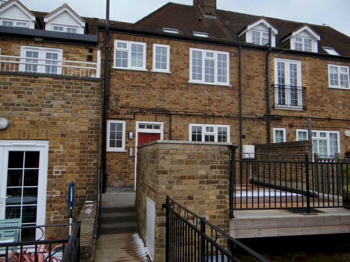 Property To Rent In Chesham Road, Amersham, HP6