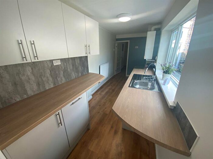 2 Bedroom House To Rent In Carr Street, Packmoor, Stoke-On-Trent, ST7