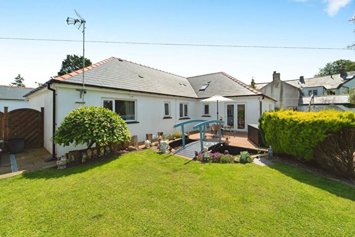 6 Bedroom Bungalow For Sale In Smyth Street, Fishguard, Pembrokeshire, SA65