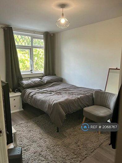1 Bedroom Terraced House To Rent In Great Strand, London, NW9