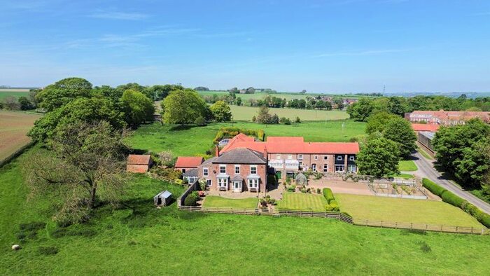 5 Bedroom Detached House For Sale In Hall Park Road, Hunmanby, Filey, YO14