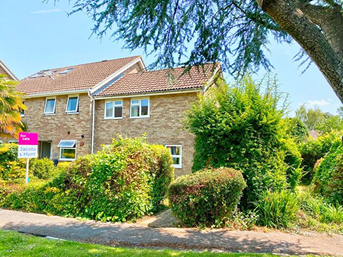 2 Bedroom End Of Terrace House For Sale In Lower Wardown, Petersfield, Hampshire, GU31