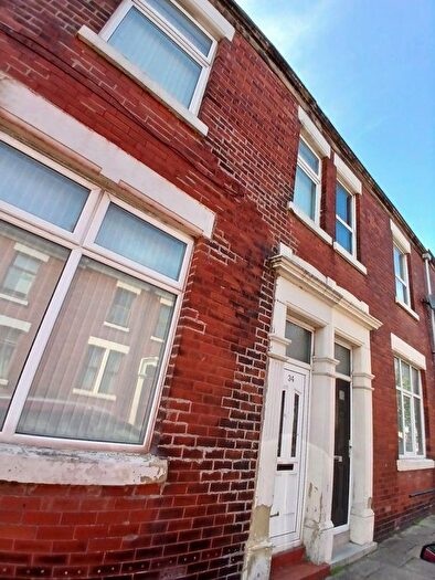2 Bedroom Flat To Rent In Waterloo Terrace, Preston, PR2