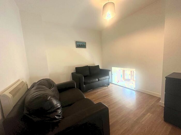1 Bedroom Apartment To Rent In Bexley Hall Armley, LS12