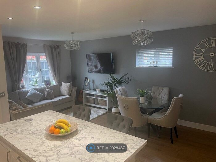 2 Bedroom Semi-Detached House To Rent In Eden Place, Leeds, LS4