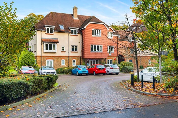2 Bedroom Flat For Sale In Copthorne Common Road, Copthorne, RH10