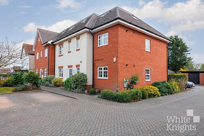 1 Bedroom Apartment For Sale In Woodfield Court, Headley Road, Woodley, Reading, Berkshire, RG5