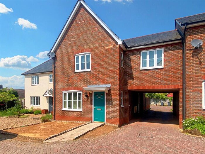 4 Bedroom Semi-Detached House For Sale In Gardeners Close, Maulden, MK45