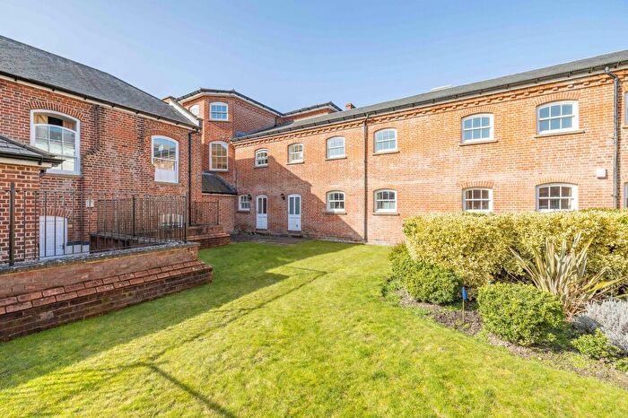 2 Bedroom Flat For Sale In George Roche Road, Canterbury, Kent, CT1