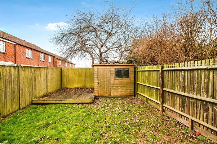 1 Bedroom End Of Terrace House For Sale In Parklands, Shoreham-By-Sea, BN43