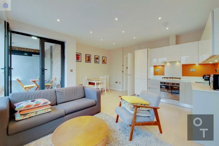 1 Bedroom Flat To Rent In Hargrave Place, N7