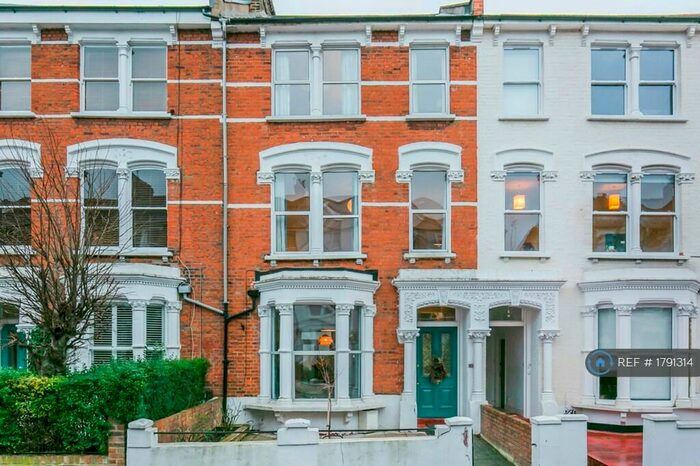 5 Bedroom Terraced House To Rent In Connaught Road, London, N4