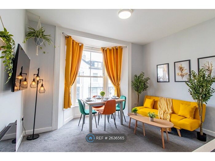 1 Bedroom Flat To Rent In Kingston House, Southsea, PO5