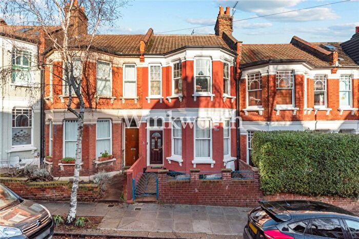 4 Bedroom Terraced House For Sale In Hewitt Road, London, N8