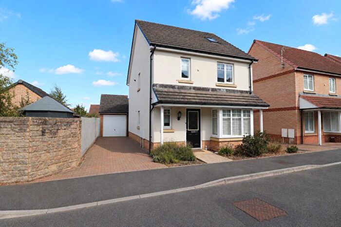 4 Bedroom Detached House For Sale In York Rise, Bideford, Devon, EX39